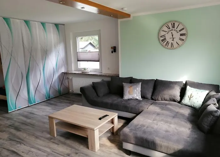 Apartment Am Felsen Zueschen