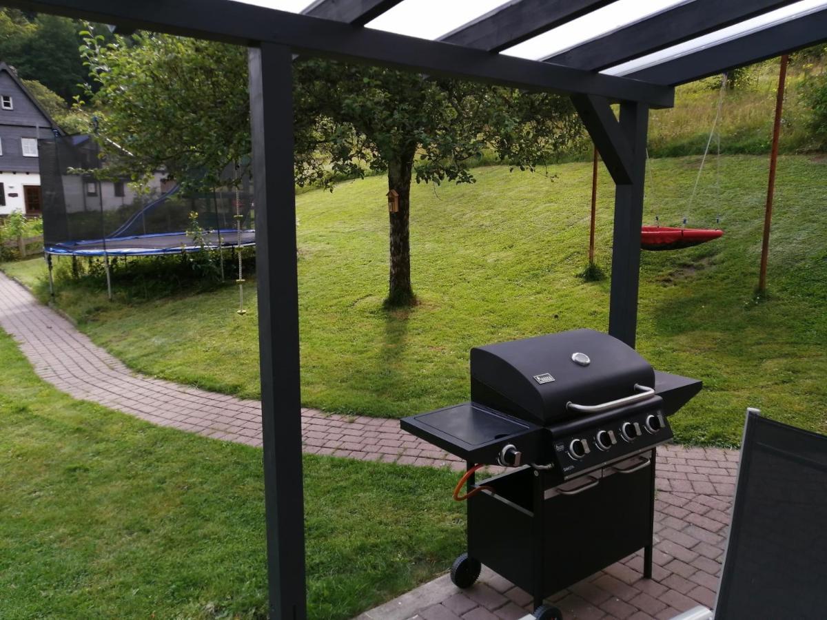 Am Felsen Zueschen Apartment *